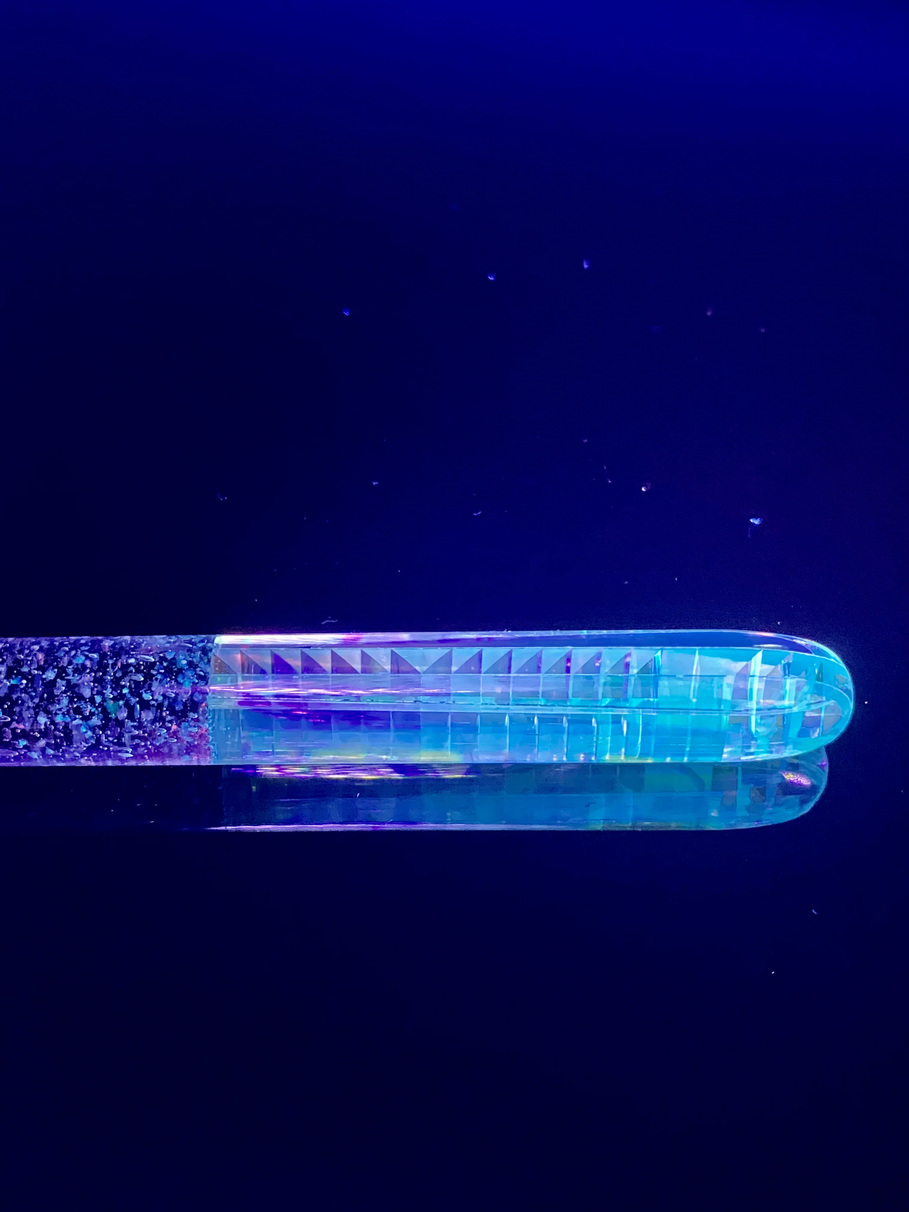 Akihiro Okama Reflection Aurora Glass Pen UV #1 - Image 4