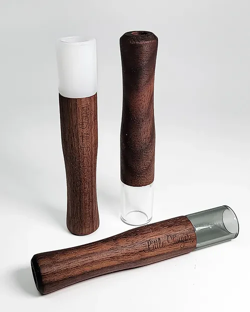 Honey Labs Little Stingerâ„¢ Chillum - Image 3