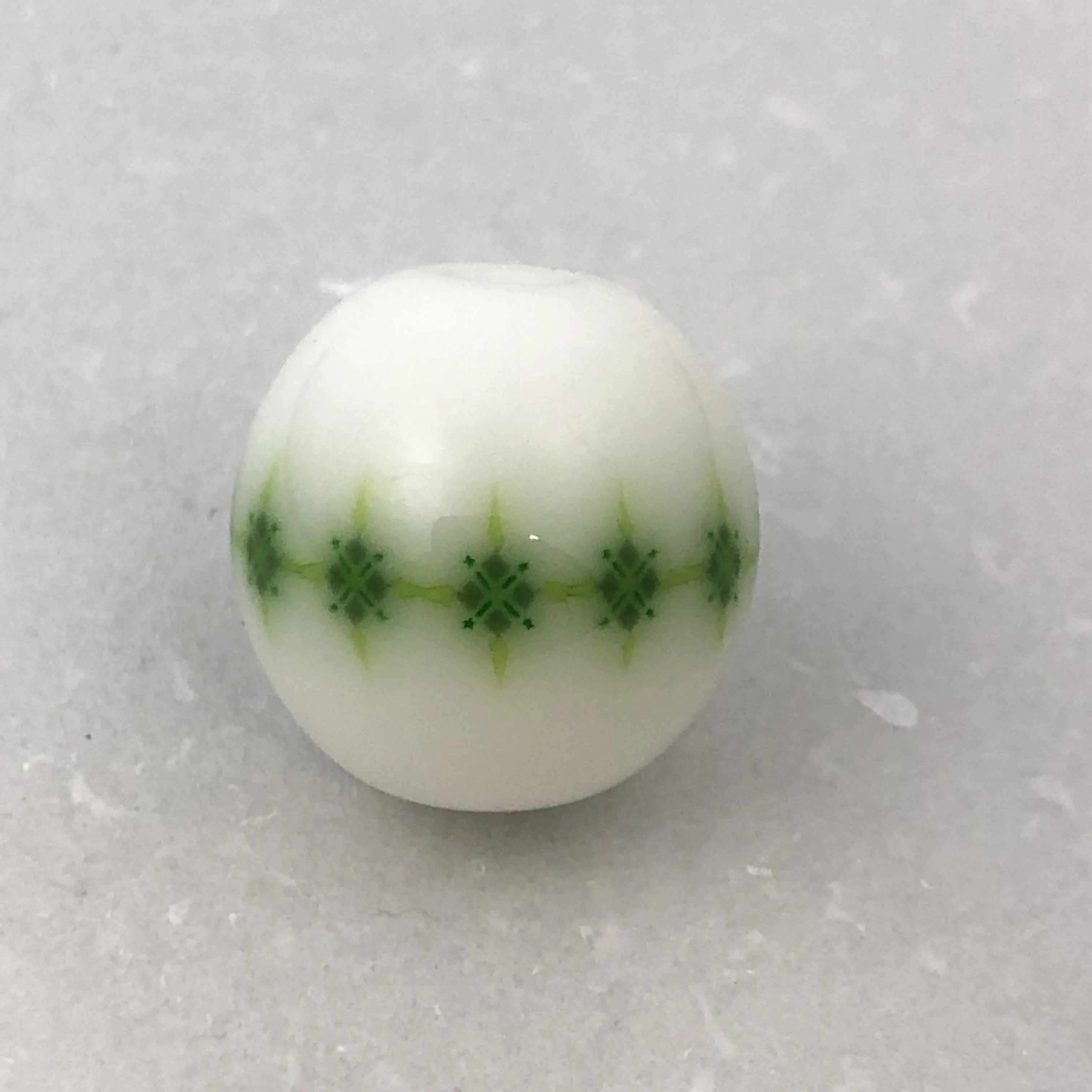 Muto Glass Bead Argyle Star - Image 2
