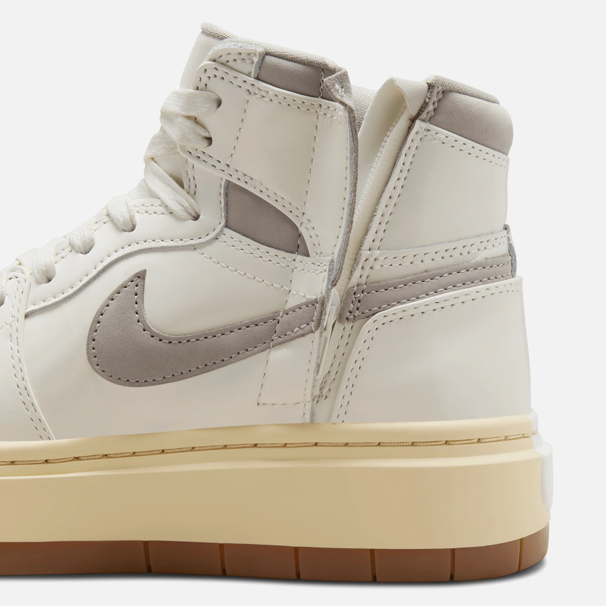 Woman's Air Jordan 1 Elevate High Size 12 - Image 2